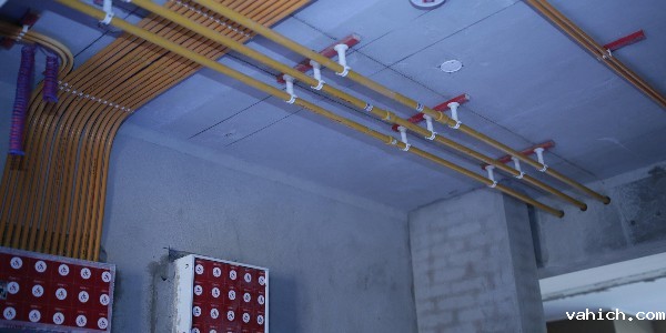 <i style='color:red'>漏水检测系统</i>